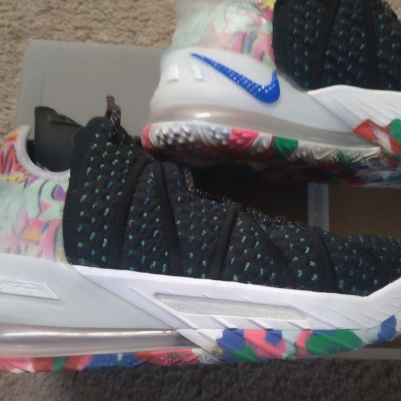 MEN SHOES - Picture 1 of 7